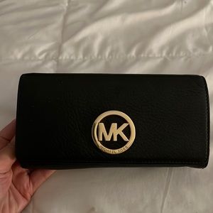 Micheal kora leather wallet